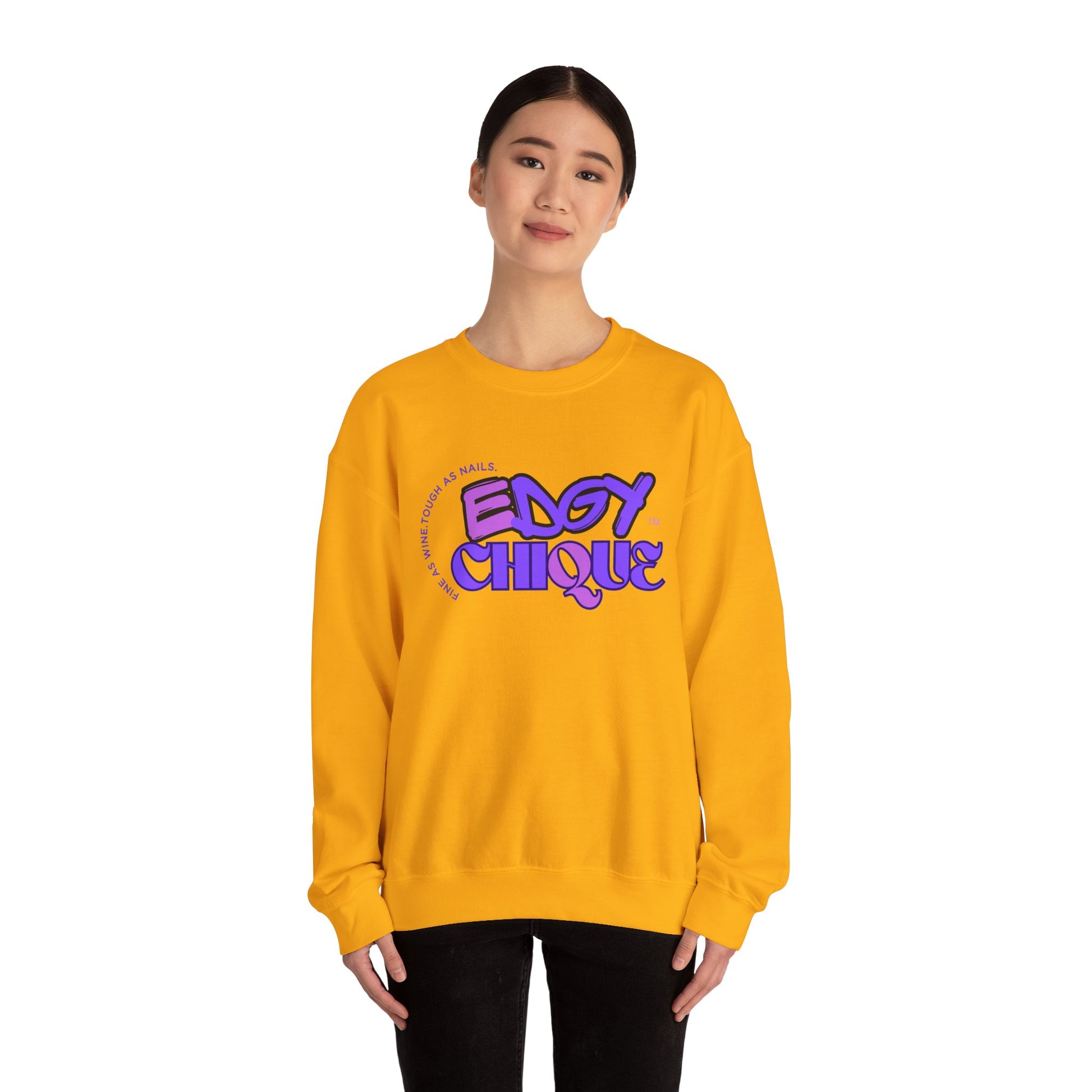 Edgy Chique Unisex Heavy Blend™ Crewneck Sweatshirt - Trendy & Comfortable Apparel